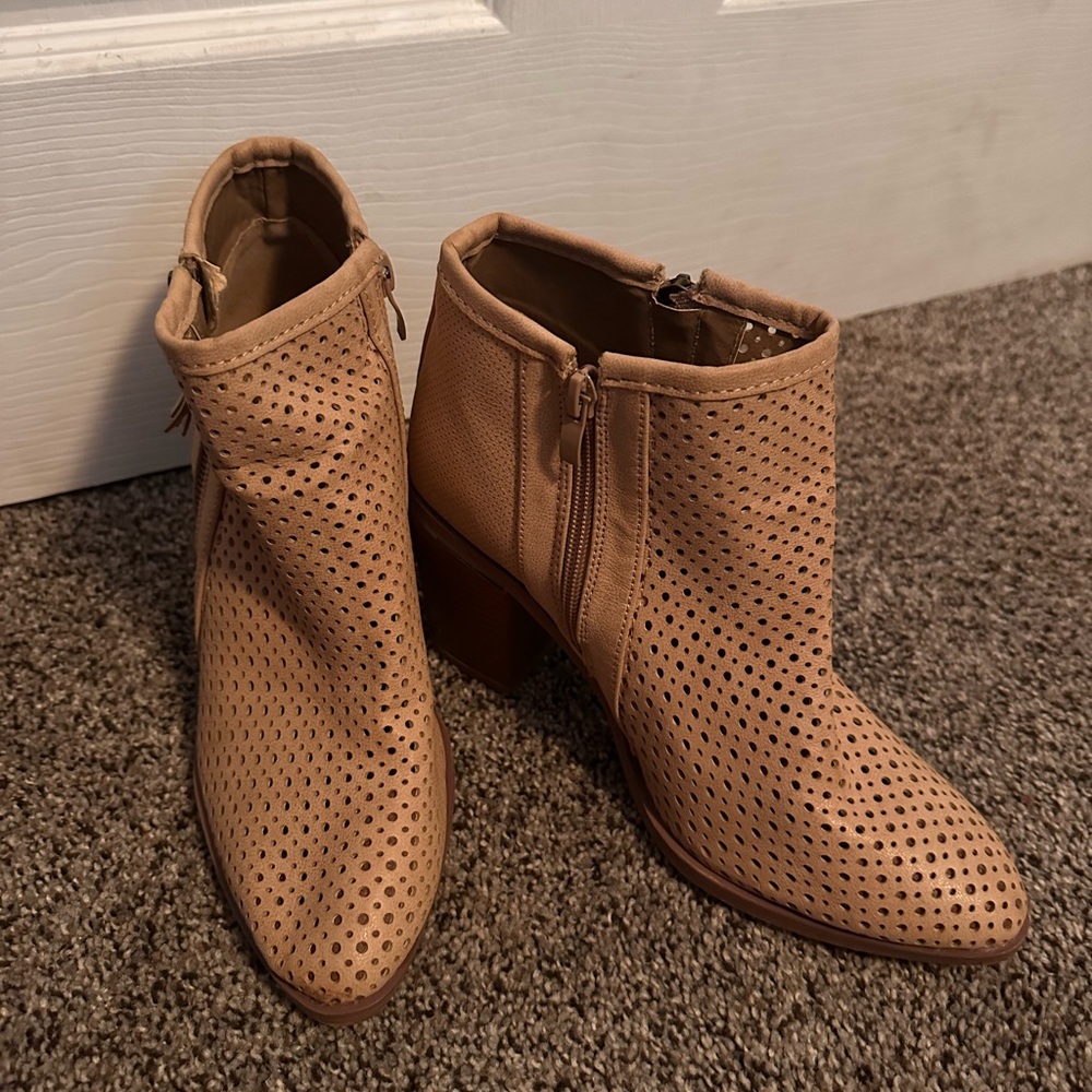 Stylish Tan Perforated Ankle Boots